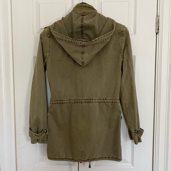 Aritzia Talula Military jacket in xxxs - Picture 2 of 5